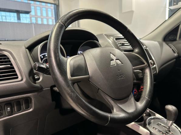 Mitsubishi ASX I с пробегом 2013 года, цена 790 000 рублей, 292245 км, внедорожник, Автокод Объявления