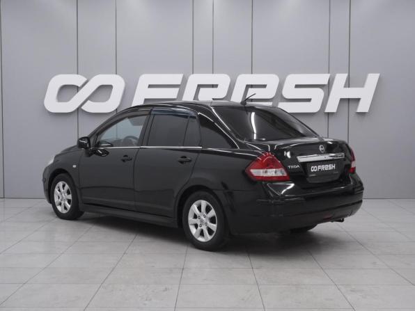 Nissan Tiida I Рестайлинг с пробегом 2010 года, цена 820 000 рублей, 176281 км, седан, Автокод Объявления