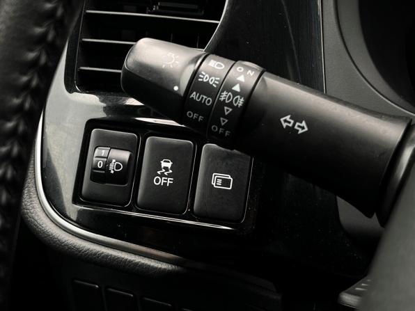 Mitsubishi Outlander III Рестайлинг 2 с пробегом 2017 года, цена 1 820 700 рублей, 156422 км, внедорожник, Автокод Объявления