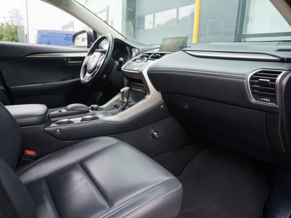 Lexus NX I с пробегом 2015 года, цена 1 970 000 рублей, 258802 км, внедорожник, Автокод Объявления