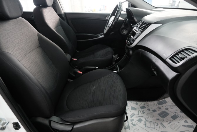 Hyundai Solaris I Рестайлинг с пробегом 2016 года, цена 1 139 000 рублей, 177000 км, седан, Автокод Объявления