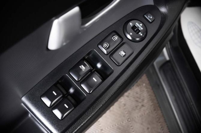 Kia Sportage III с пробегом 2011 года, цена 1 159 000 рублей, 227000 км, внедорожник, Автокод Объявления
