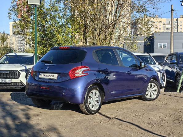 Peugeot 208 I с пробегом 2013 года, цена 579 000 рублей, 157659 км, хэтчбек, Автокод Объявления