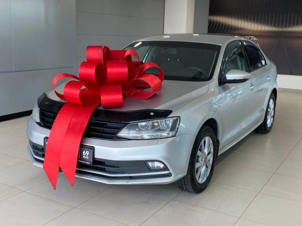 Volkswagen Jetta VI Рестайлинг с пробегом 2015 года, цена 1 175 000 рублей, 181104 км, седан, Автокод Объявления