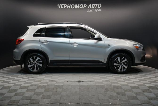 Mitsubishi ASX I Рестайлинг 2 с пробегом 2017 года, цена 1 350 000 рублей, 200000 км, внедорожник, Автокод Объявления