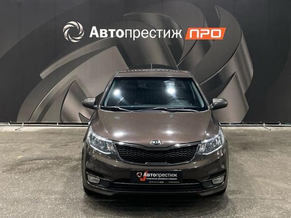 Kia Rio III Рестайлинг с пробегом 2015 года, цена 994 000 рублей, 173962 км, седан, Автокод Объявления