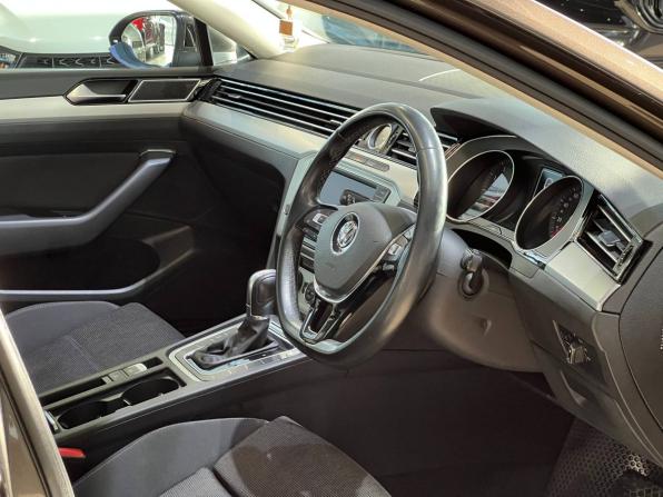 Volkswagen Passat B8 с пробегом 2015 года, цена 1 620 000 рублей, 142688 км, универсал, Автокод Объявления