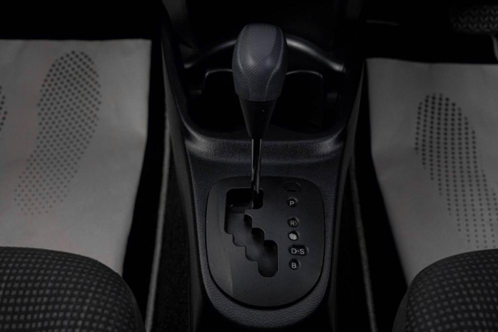 Toyota Vitz III (XP130) Рестайлинг 2 Кемерово  - изображение 18