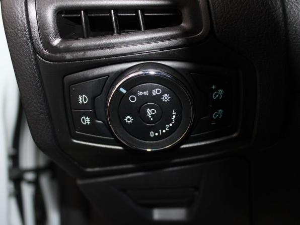 Ford Focus III с пробегом 2012 года, цена 909 900 рублей, 181474 км, универсал, Автокод Объявления