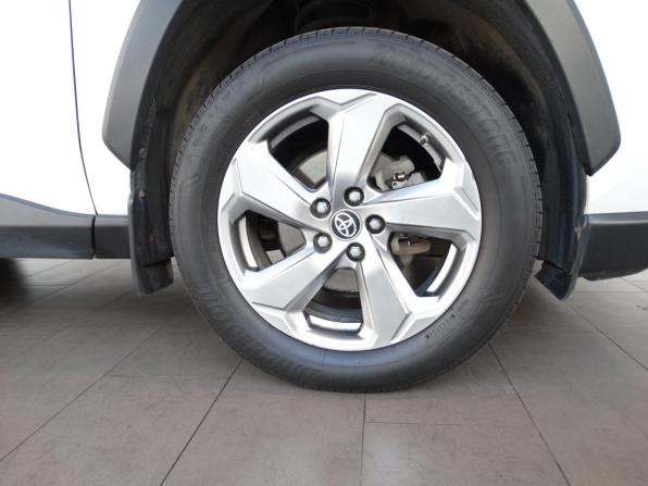 Toyota RAV4 V (XA50) с пробегом 2020 года, цена 2 889 000 рублей, 93436 км, внедорожник, Автокод Объявления