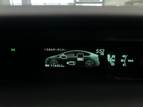 Toyota Prius III Рестайлинг (XW30) с пробегом 2015 года, цена 1 270 000 рублей, 114584 км, лифтбек, Автокод Объявления