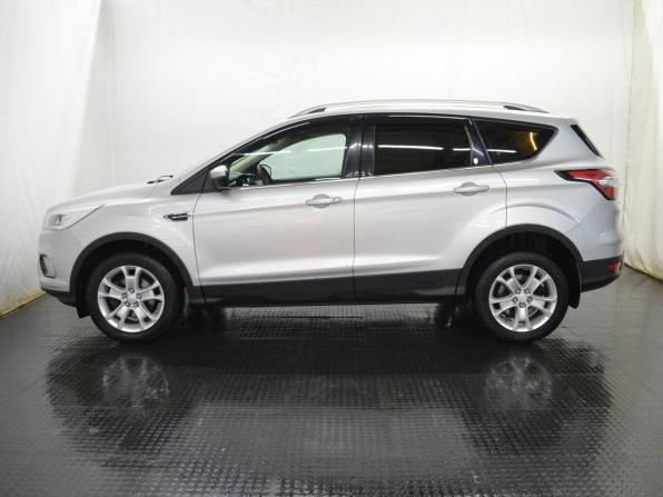 Ford Kuga II Рестайлинг с пробегом 2018 года, цена 1 660 000 рублей, 130658 км, внедорожник, Автокод Объявления