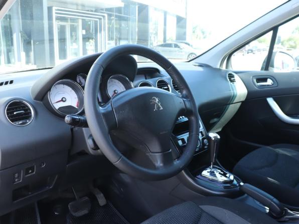 Peugeot 408 I с пробегом 2014 года, цена 450 000 рублей, 259444 км, седан, Автокод Объявления