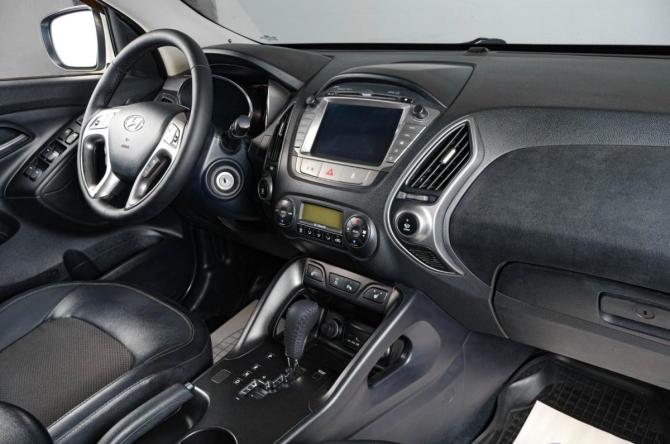 Hyundai ix35 I с пробегом 2013 года, цена 1 359 000 рублей, 208000 км, внедорожник, Автокод Объявления