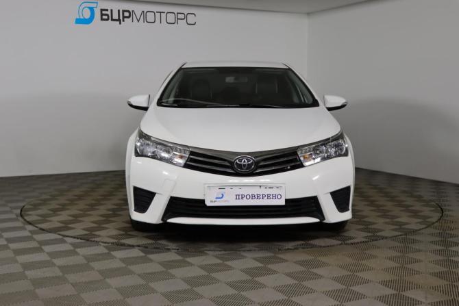 Toyota Corolla XI (E160 E170 E180) с пробегом 2013 года, цена 1 109 990 рублей, 111331 км, седан, Автокод Объявления