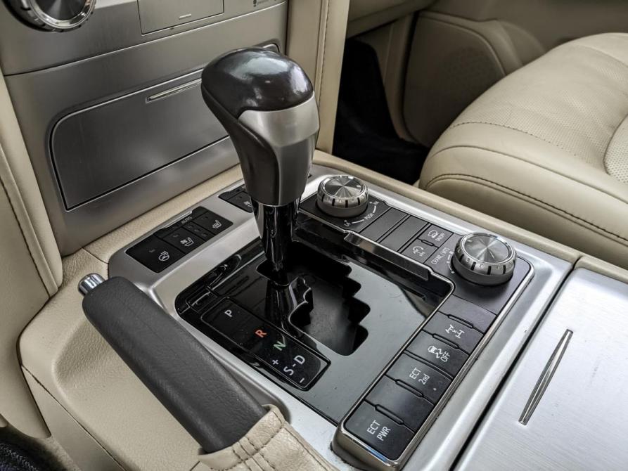Toyota Land Cruiser 200 Series Рестайлинг 2 Москва  - изображение 21
