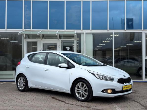 Kia Ceed II с пробегом 2014 года, цена 1 025 000 рублей, 154529 км, хэтчбек, Автокод Объявления