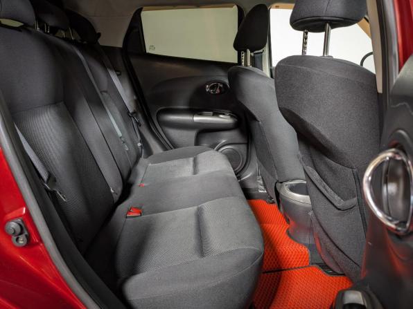 Nissan Juke I с пробегом 2013 года, цена 730 000 рублей, 93000 км, внедорожник, Автокод Объявления