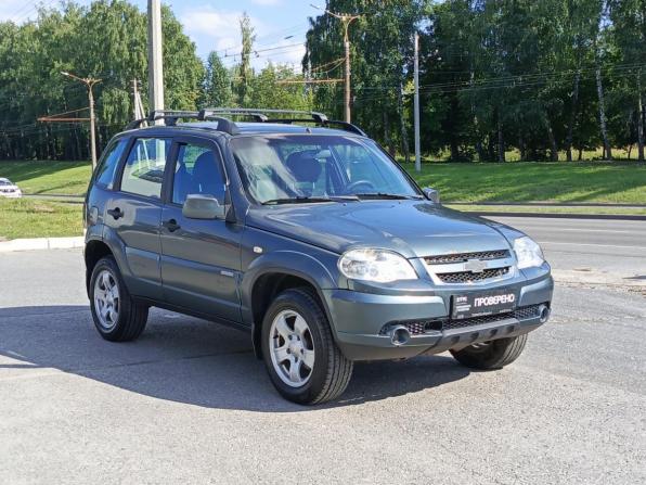 Chevrolet Niva I Рестайлинг с пробегом 2011 года, цена 330 000 рублей, 230715 км, внедорожник, Автокод Объявления