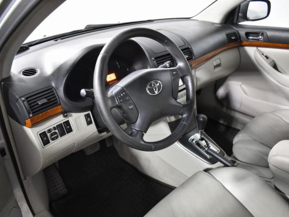 Toyota Avensis II Рестайлинг с пробегом 2007 года, цена 636 000 рублей, 219700 км, седан, Автокод Объявления