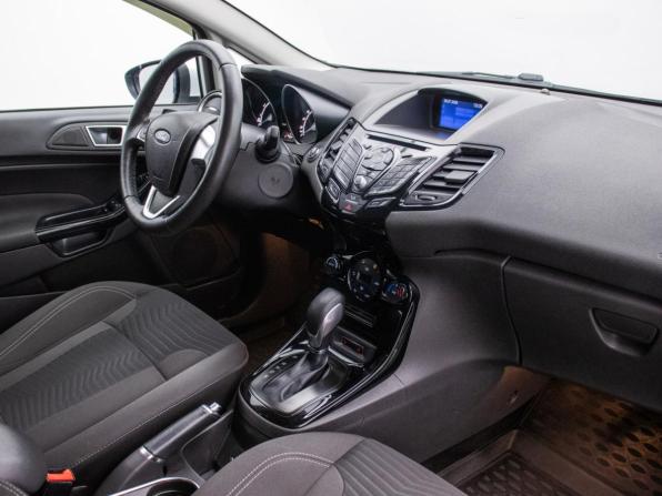 Ford Fiesta Mk6 Рестайлинг с пробегом 2016 года, цена 789 000 рублей, 165521 км, хэтчбек, Автокод Объявления