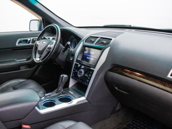 Ford Explorer V с пробегом 2013 года, цена 1 920 000 рублей, 101888 км, внедорожник, Автокод Объявления