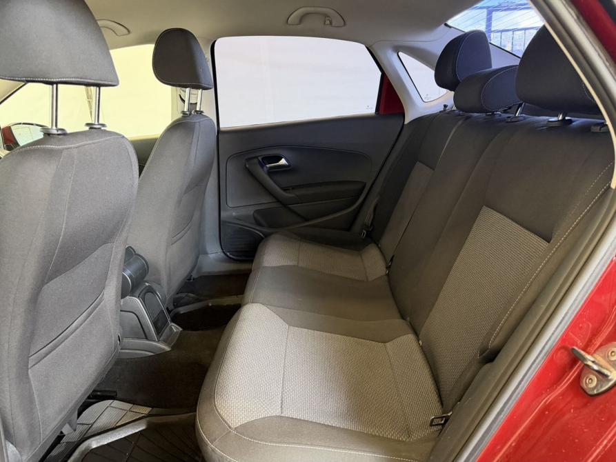 Volkswagen Polo V Рестайлинг Псков  - изображение 10