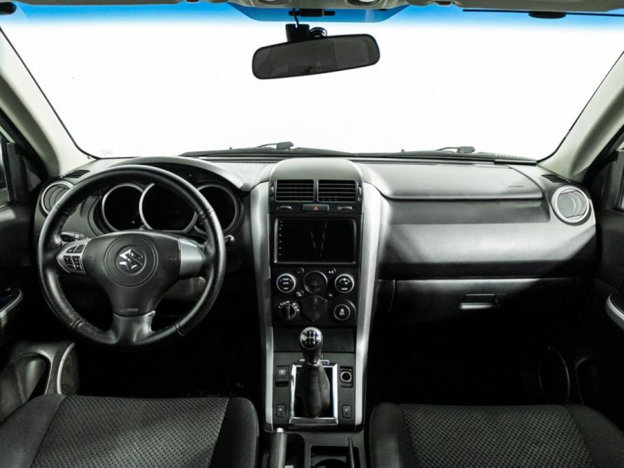 Suzuki Grand Vitara II Рестайлинг Санкт-Петербург  - изображение 13