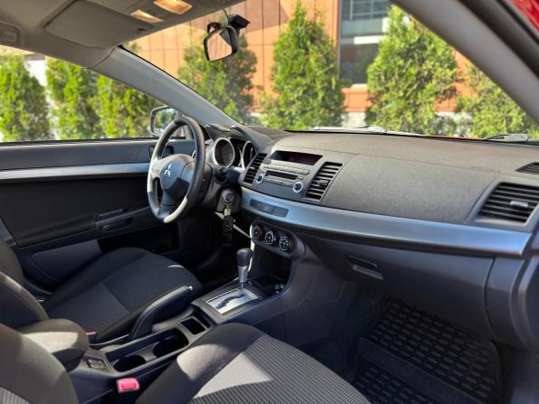 Mitsubishi Lancer X с пробегом 2010 года, цена 1 030 000 рублей, 42368 км, седан, Автокод Объявления