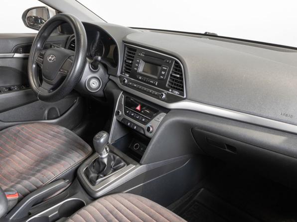 Hyundai Elantra VI (AD) с пробегом 2017 года, цена 1 360 000 рублей, 182332 км, седан, Автокод Объявления