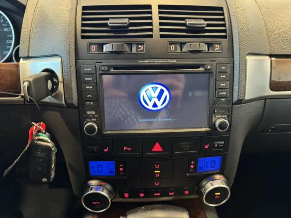 Volkswagen Touareg I Рестайлинг с пробегом 2007 года, цена 1 340 000 рублей, 169216 км, внедорожник, Автокод Объявления