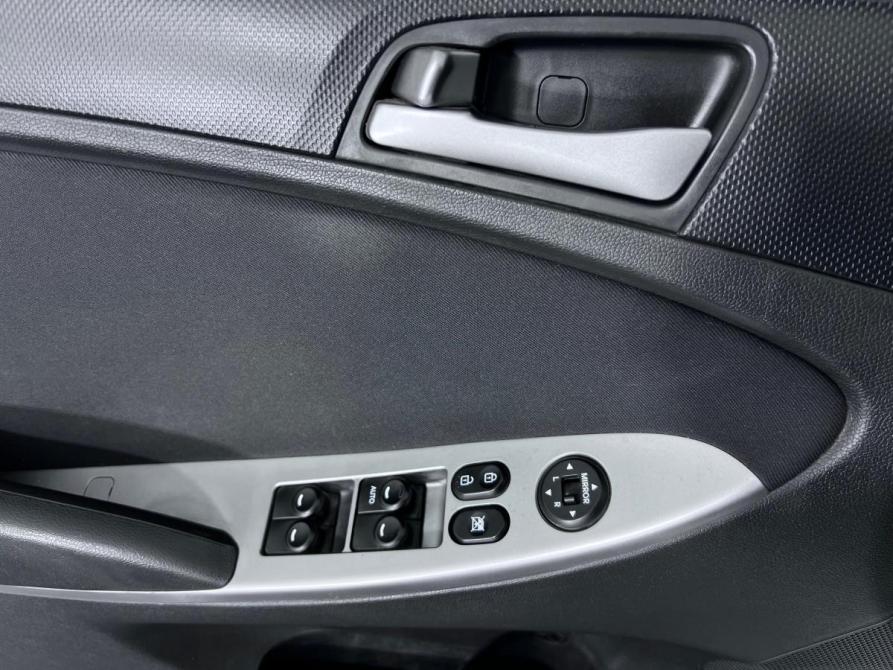 Hyundai Solaris I Рестайлинг Ростов-на-Дону  - изображение 14