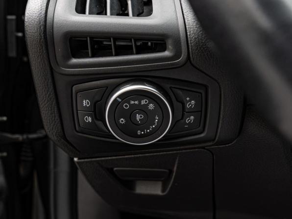Ford Focus III Рестайлинг с пробегом 2018 года, цена 1 249 000 рублей, 132190 км, седан, Автокод Объявления