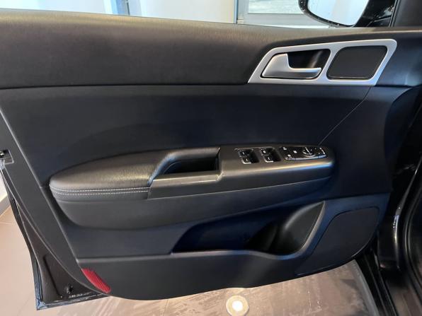 Kia Sportage IV с пробегом 2016 года, цена 2 020 000 рублей, 107002 км, внедорожник, Автокод Объявления