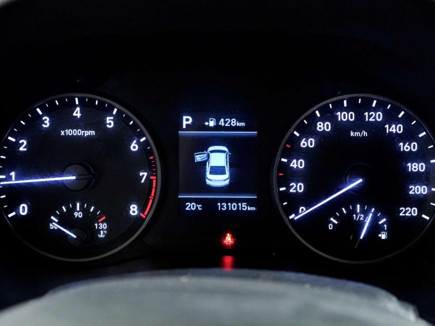 Hyundai Solaris II Санкт-Петербург  - изображение 12