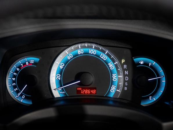 Toyota ISis I Рестайлинг с пробегом 2010 года, цена 1 180 500 рублей, 128648 км, компактвэн, Автокод Объявления