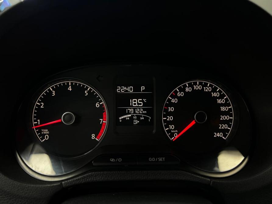 Volkswagen Polo V Рестайлинг Казань  - изображение 11