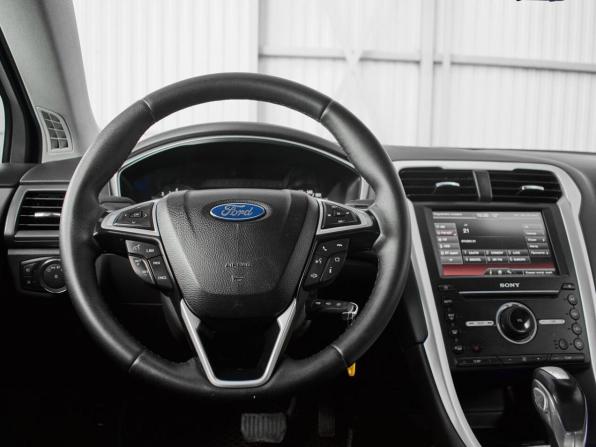 Ford Mondeo V с пробегом 2015 года, цена 1 190 000 рублей, 125292 км, седан, Автокод Объявления