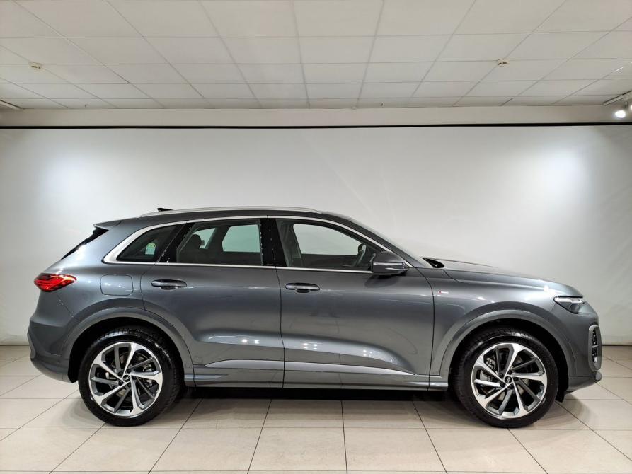 Audi Q5 III Москва  - изображение 7