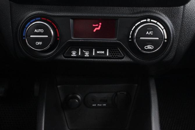 Kia Rio III с пробегом 2013 года, цена 830 000 рублей, 208976 км, седан, Автокод Объявления