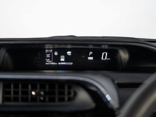 Toyota Aqua I Рестайлинг 2 с пробегом 2019 года, цена 1 120 300 рублей, 117604 км, хэтчбек, Автокод Объявления