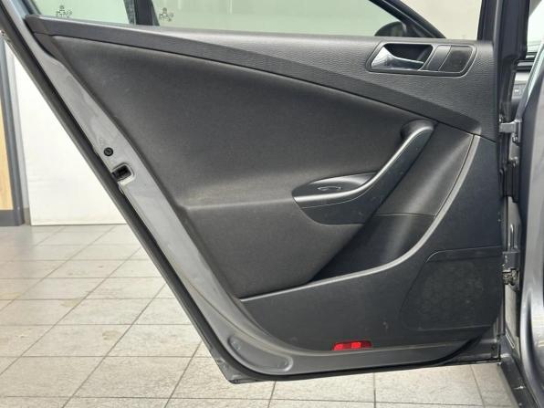 Volkswagen Passat B6 с пробегом 2008 года, цена 470 000 рублей, 419933 км, седан, Автокод Объявления