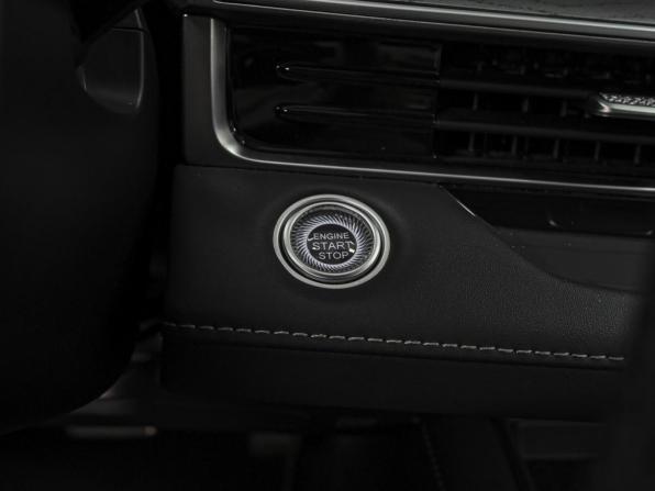 Chery Arrizo 8 с пробегом 2024 года, цена 2 249 000 рублей, 31393 км, седан, Автокод Объявления
