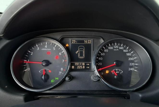 Nissan Qashqai I Рестайлинг с пробегом 2012 года, цена 985 000 рублей, 191018 км, внедорожник, Автокод Объявления