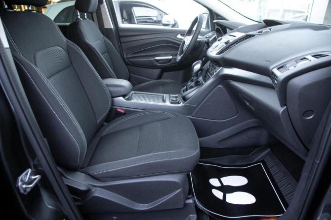 Ford Kuga II Рестайлинг с пробегом 2017 года, цена 1 697 000 рублей, 133800 км, внедорожник, Автокод Объявления