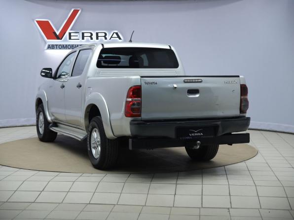 Toyota Hilux VII Рестайлинг с пробегом 2013 года, цена 1 690 000 рублей, 365875 км, offers.body_type.unknown, Автокод Объявления