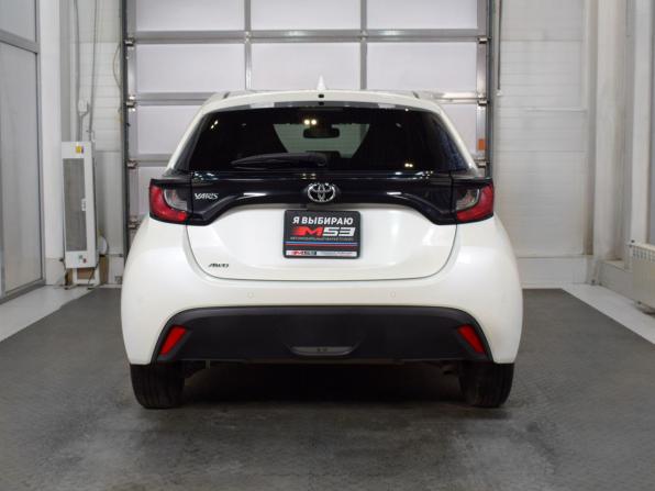 Toyota Yaris IV с пробегом 2021 года, цена 1 435 995 рублей, 97015 км, хэтчбек, Автокод Объявления