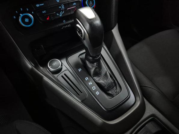 Ford Focus III Рестайлинг с пробегом 2017 года, цена 880 000 рублей, 130240 км, хэтчбек, Автокод Объявления