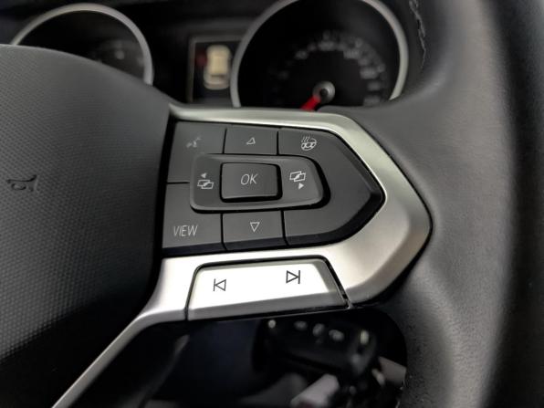 Volkswagen Tiguan II Рестайлинг с пробегом 2021 года, цена 2 800 000 рублей, 49413 км, внедорожник, Автокод Объявления