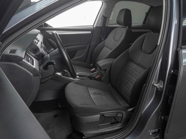 Skoda Octavia III (A7) с пробегом 2015 года, цена 1 399 000 рублей, 212637 км, лифтбек, Автокод Объявления